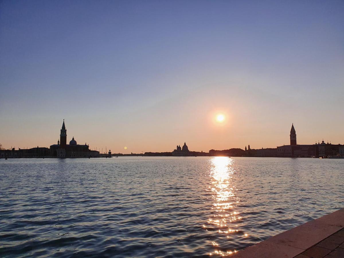 La Rosa Dei Venti Bed & Breakfast Venice Exterior photo